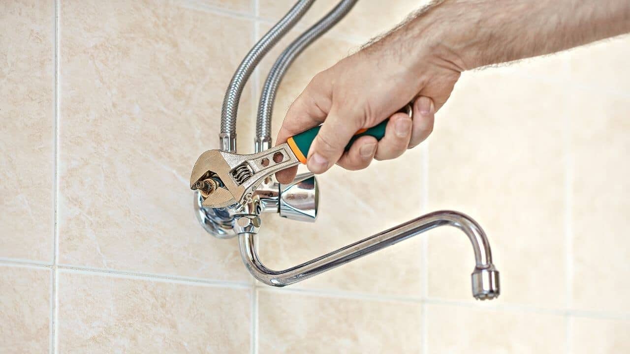 how to disassemble a moen kitchen faucet