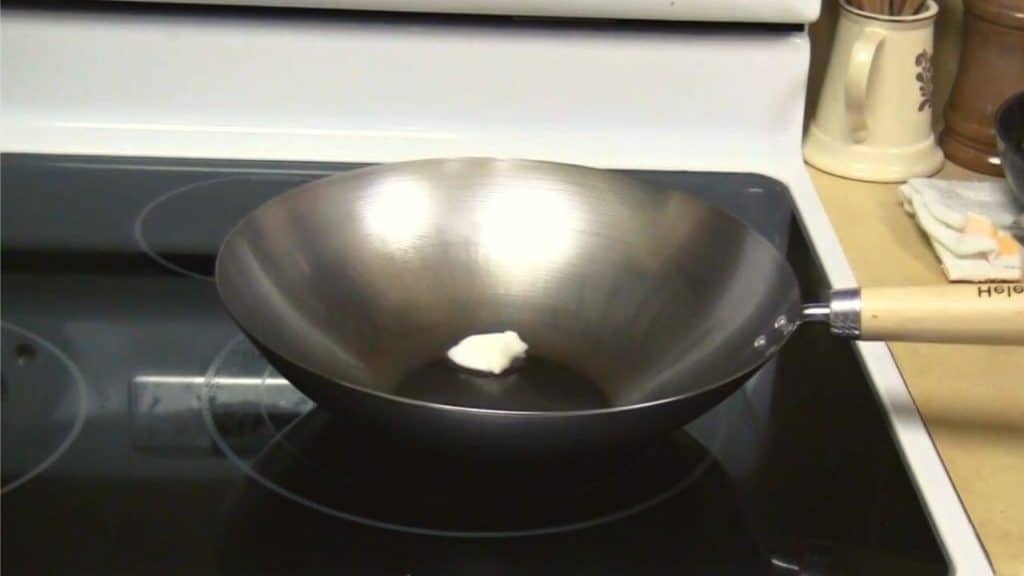 How To Use Wok On Glass Top Stove Like A Pro? (With Cleaning Tips)