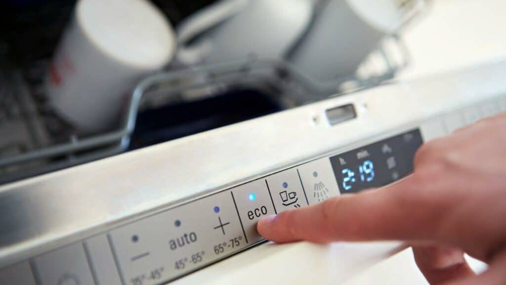 The 5 Best Dishwashers For Hard Water (Latest Model) 2024